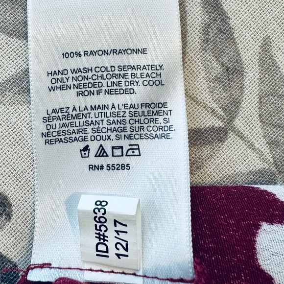 Express | Burgundy Floral Wrap Midi Dress Size Small NWT - Picture 14 of 14